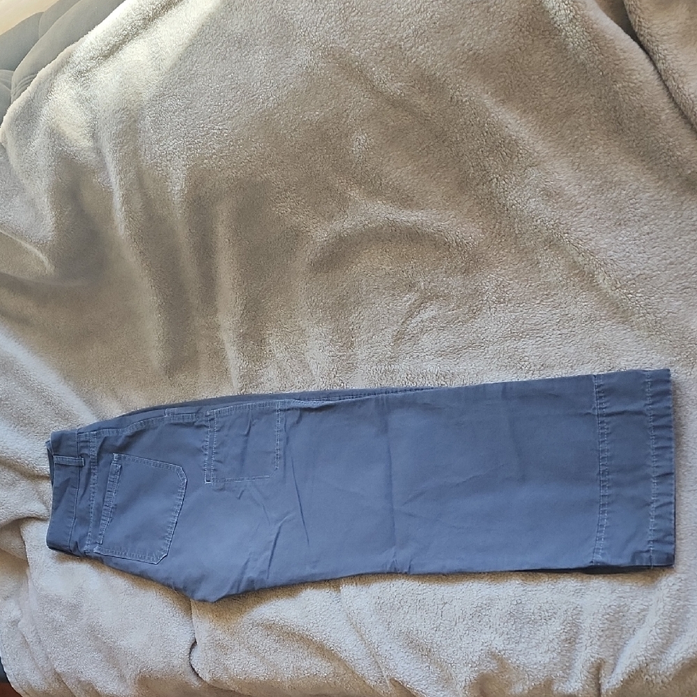 Wrangler Men's Relaxed Jeans in Blue